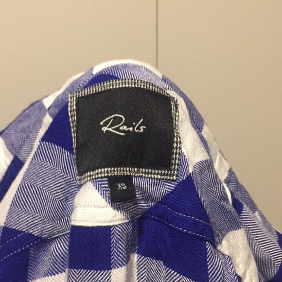 Rails Size XS Button Down shirt - Picture 2 of 2